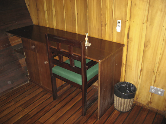 Tambora Liveaboard Double Cabin Desk